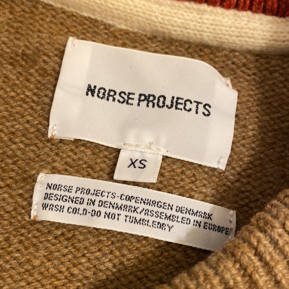 Norse Projects Brown Crewneck Wool Sweater with Red Trim. Size XS - Picture 3 of 8